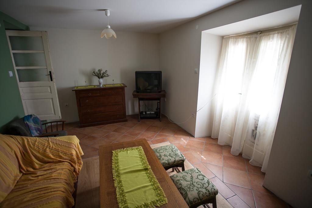 Holiday Home Mihovilovic Premantura Room photo